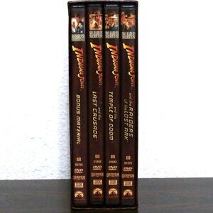 THE ADVENTURES OF INDIANA JONES DVD SET, 4-Disc Set